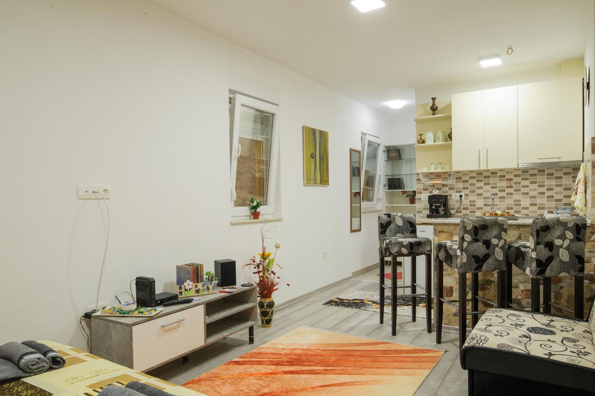 Studio Apartments Kim - Dilberovic Mostar Exterior photo